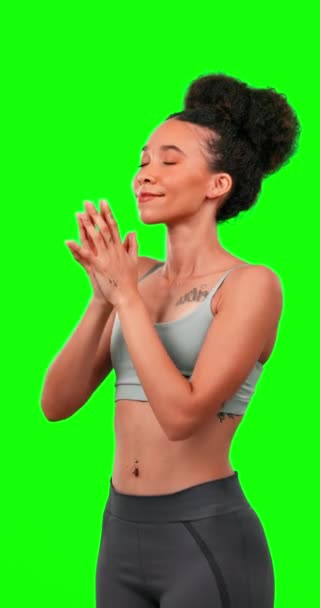 Yoga Meditasyon Arka Planda Izole Edilmiş Yeşil Ekranda Namaste Kadın — Stok video