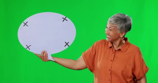 Говорящий Пузырь Зеленый Экран Отслеживающий Маркер Старшего Счастливым Лицом Студийном — стоковое видео