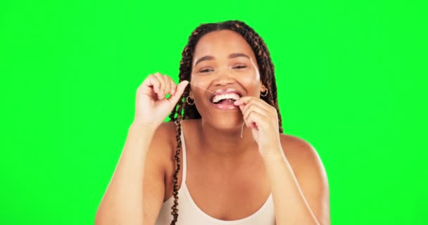 Tela Verde Rosto Mulher Feliz Dentes Fio Dental Estúdio Para — Vídeo de Stock