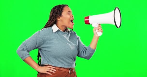 Ράλλυ Μεγάφωνο Και Γυναίκα Φωνάζουν Πράσινη Οθόνη Για Ανθρώπινα Δικαιώματα — Αρχείο Βίντεο