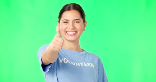 Mulher Feliz Voluntária Mão Polegares Para Cima Tela Verde Para — Vídeo de Stock