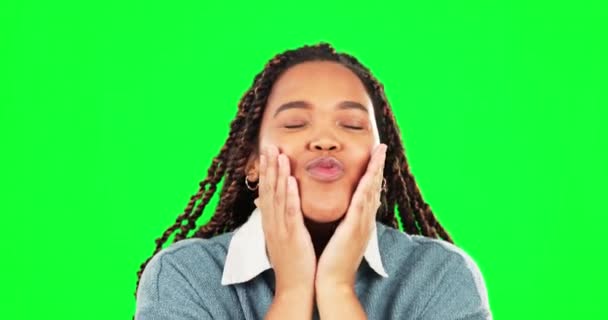 Sonrisa Cara Mujer Estudio Con Pantalla Verde Con Mentalidad Positiva — Vídeo de stock