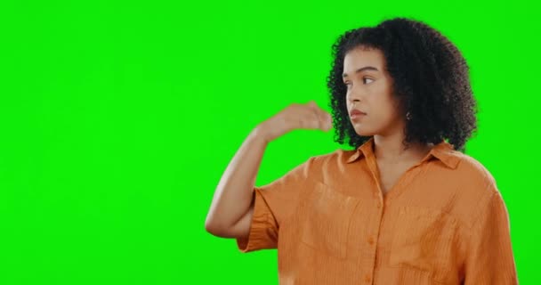 Szomorú Kéz Zöld Képernyőn Portré Helyet Termék Elhelyezésére Mockup Stúdió — Stock videók