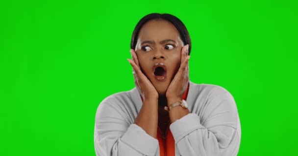 Yüz Yeşil Ekran Sürpriz Yapan Siyah Kadın Yüz Ifadesi Stüdyo — Stok video