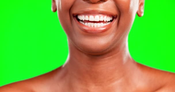 Frau Zähne Und Lachen Auf Grünem Bildschirm Für Zahnpflege Zahnarzt — Stockvideo