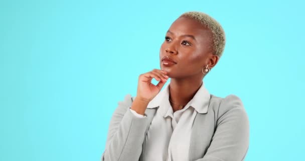 Thinking Happy Black Woman Studio Idea Decision Contemplation Blue Background — Stock Video