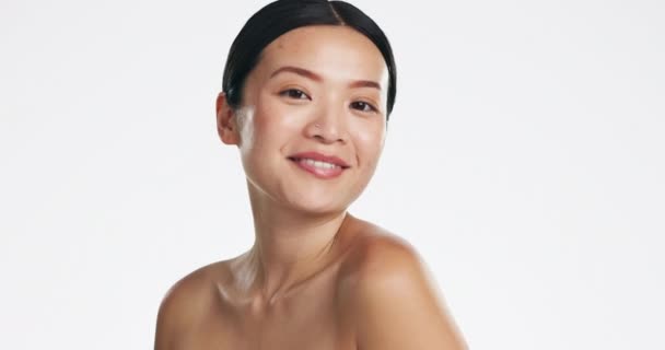 Skincare Mulher Asiática Rosto Beleza Sorriso Felicidade Resultados Laser Fundo — Vídeo de Stock