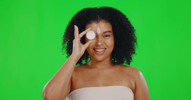Kecantikan Layar Hijau Dan Wajah Wanita Dengan Krim Untuk Perawatan — Stok Video