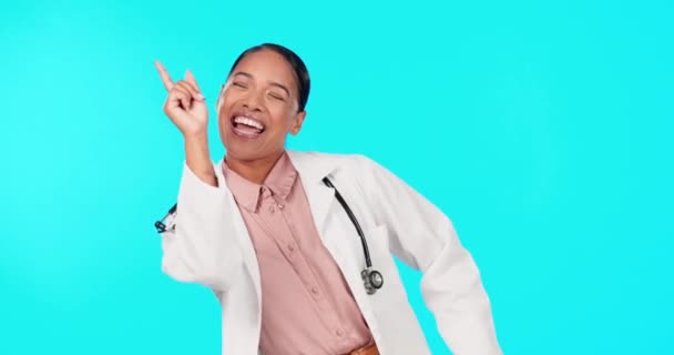 Doctor Woman Dancing Celebration Studio Advice Healthcare Success Career Blue — Stock Video