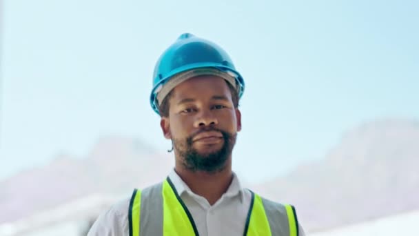 Cara Hombre Negro Arquitecto Ingeniero Para Brazos Cruzados Proyecto Construcción — Vídeos de Stock