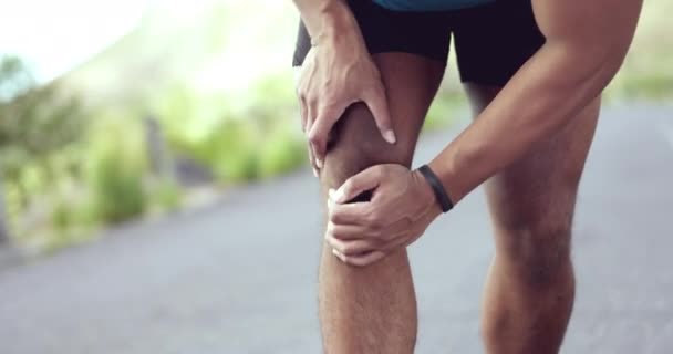 Lesão Dor Homem Com Dor Joelho Durante Treinamento Exercício Exercício — Vídeo de Stock