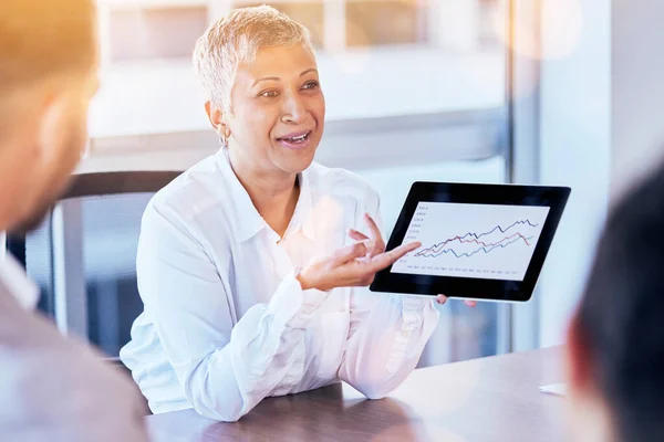 Senior Business Woman Tablet Data Graph Chart Statistics Meeting Corporate — Photo