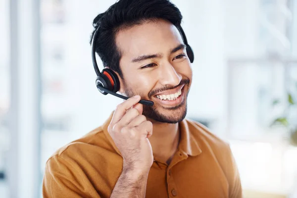 Man Smile Call Center Contact Telecom Headset Microphone Crm Help — Stock Photo, Image