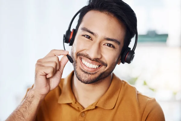 Man Smile Portrait Call Center Contact Headset Microphone Crm Help — Stock Photo, Image