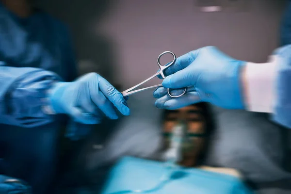 Hospital Scissors Surgery Doctors Hands Theatre Medical Support Teamwork Patient — Stock Photo, Image