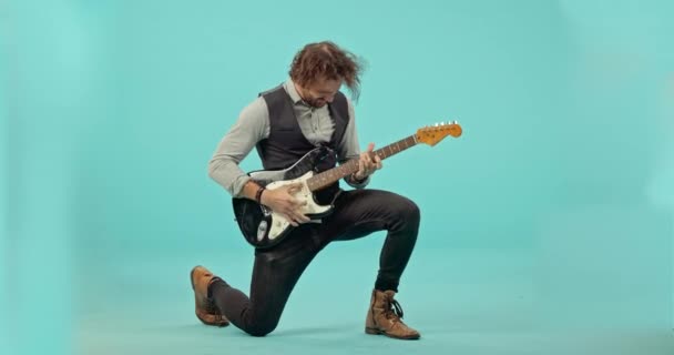 Rock Música Guitarra Com Homem Estúdio Para Performance Loucura Concerto — Vídeo de Stock