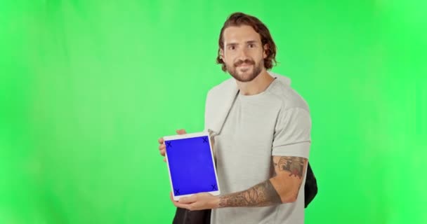Człowiek Tablet Lub Zielony Ekran Wskazując Stronie Subskrypcji Członkostwa Siłowni — Wideo stockowe