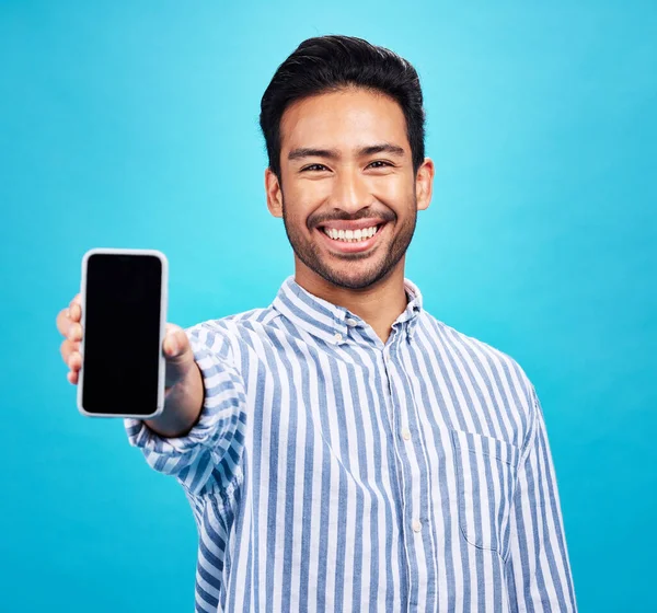 Tela Telefone Mockup Retrato Homem Isolado Fundo Azul Para Aplicativo — Fotografia de Stock