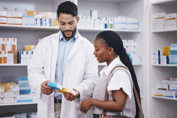 Аптечні Таблетки Питання Клієнтів Чорна Жінка Фармацевтом Магазині Оздоровлення Здоров — стокове фото