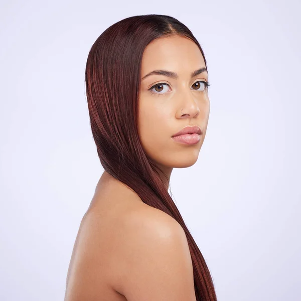 Pielęgnacja Włosów Piękno Poważny Portret Kobiety Prosta Fryzura Luksusowy Salon — Zdjęcie stockowe
