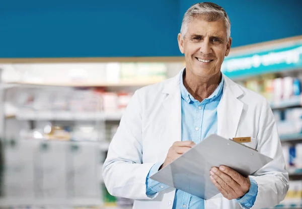 Dont Have Ill Request You Male Pharmacist Writing Clipboard Drugstore — Stock Photo, Image