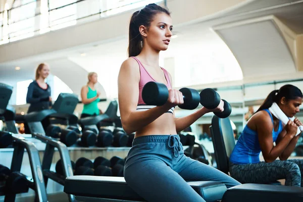 Full Focused Attractive Young Woman Working Out Dumbbells Gym — Stock Photo, Image