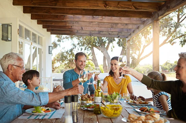 Family Celebrate People Moments Matter Happy Family Toasting Wine Family — Stock Photo, Image