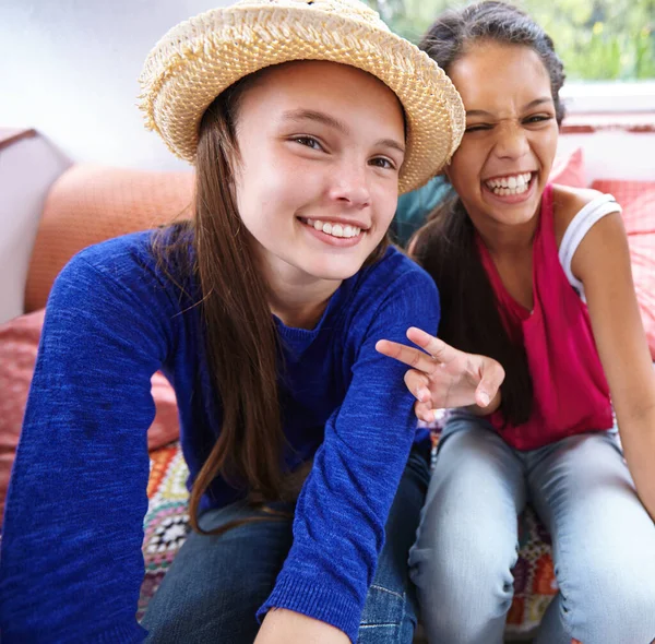 Mejor Amigo Súper Especial Adolescentes Amigos Tomando Selfie Juntos —  Fotos de Stock