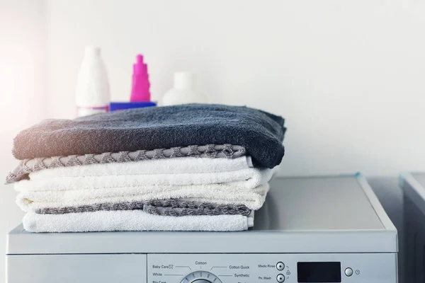 Its Laundry Day Pile Linen Folded Top Washing Machine Home — Stock Photo, Image