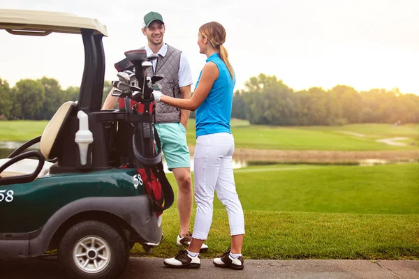 Golf Est Leur Idée Grand Rendez Vous Jeune Couple Affectueux — Photo