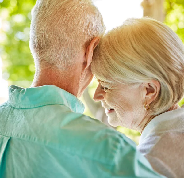 Getting Closer Even Still Rearview Shot Affectionate Senior Couple Standing — Stock Photo, Image