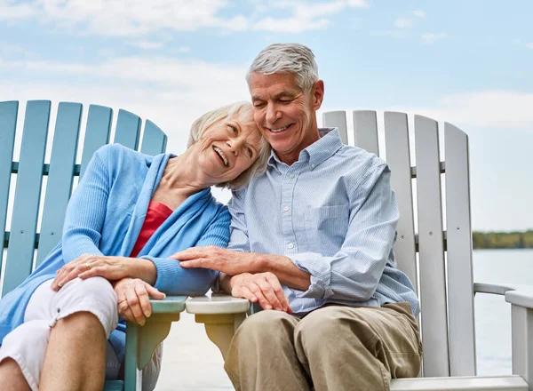 Finding Joy Simple Everyday Moments Affectionate Senior Couple Relaxing Chairs — Stock Photo, Image