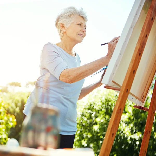Potrebbe Dipingere Giorni Una Donna Anziana Che Dipinge Nel Parco — Foto Stock
