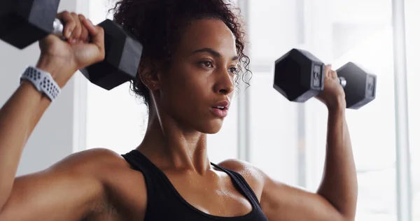 Theres Fitness Queen All Young Woman Working Out Dumbbells Gym — Stock Photo, Image