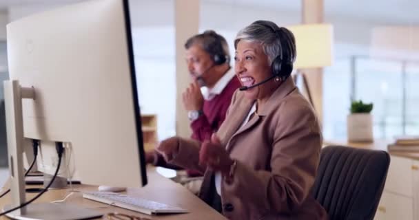 Çağrı Merkezi Kutlama Kadın Kazanma Evet Bilgisayarda Satış Için Kutlama — Stok video