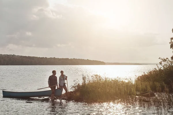 Dream Dates Involve Being Outdoors Young Couple Going Canoe Ride — Stock Photo, Image