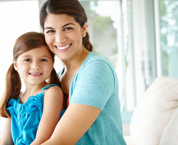 Have Strong Bond Pretty Young Mother Sitting Her Daughter Her — Stock Photo, Image