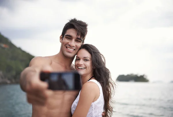 Momentaufnahmen Auf See Ein Liebevolles Junges Paar Das Sich Bei — Stockfoto