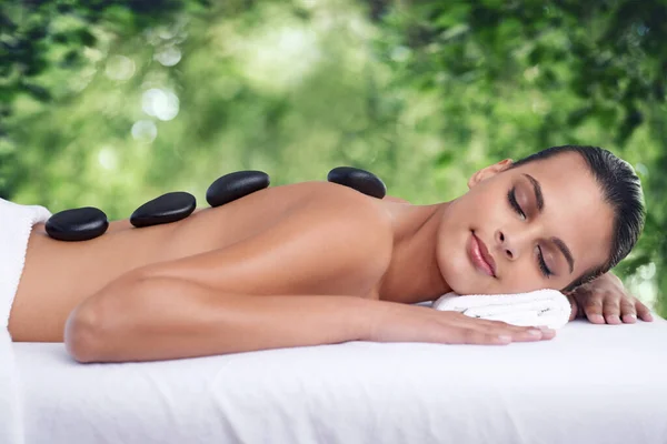 Never Forget Pamper Yourself Beautiful Young Woman Relaxing Spa Treatment — Stock Photo, Image