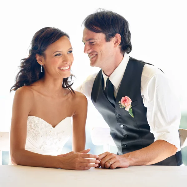 Meant Each Other Happy Newlywed Couple Laughing Together — Stock Photo, Image