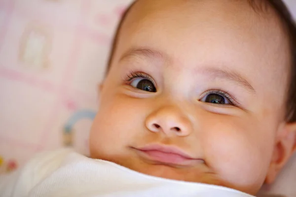 Adivina Que Acabo Hacer Retrato Primer Plano Adorable Bebé — Foto de Stock