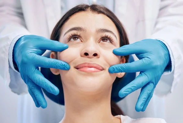 What Would You Done Dentist Pinching Patients Cheeks — Stock Photo, Image