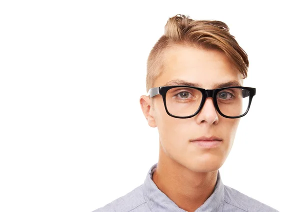 金属性のスタイル 白に隔離されたメガネを身に着けているスタイリッシュな若い男のスタジオヘッドショット — ストック写真