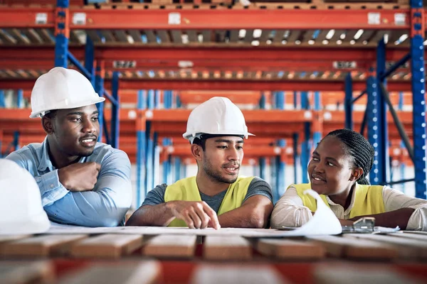Lasst Uns Erledigen Und Sicher Erledigen Eine Gruppe Von Bauarbeitern — Stockfoto