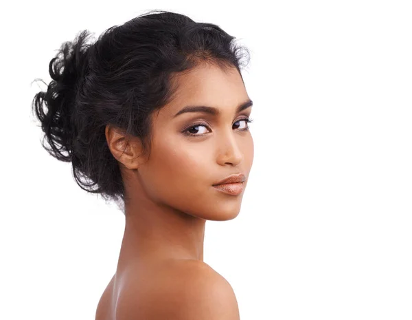 Portret Huidverzorging Indiase Vrouw Met Schoonheid Cosmetica Dame Geïsoleerd Tegen — Stockfoto