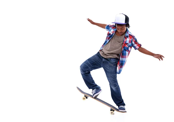 Skateboard Zwarte Jongen Kind Een Studio Met Mockup Spring Truc — Stockfoto