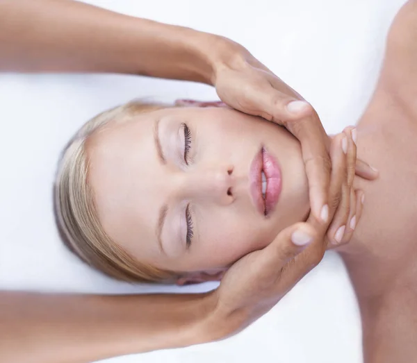 Relax Facial Masaje Mujer Spa Para Salud Bienestar Tratamiento Lujo — Foto de Stock