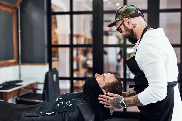 Hes Best Barber Town Handsome Mature Man Getting His Beard — Stock Photo, Image