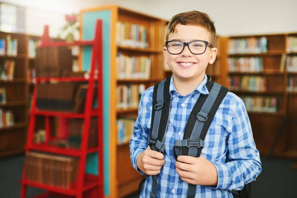 Library Most Favorite Place Portrait Cheerful Young Boy Wearing Schoolbag — Stock Photo, Image