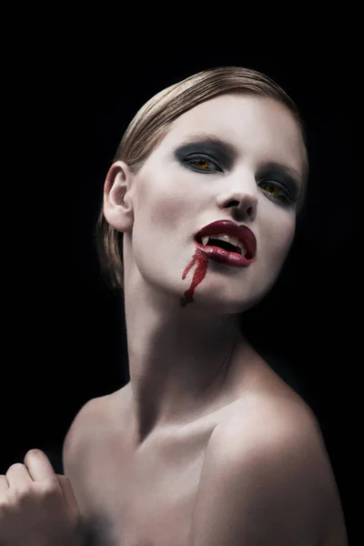 Retrato Mujer Vampiro Con Sangre Dama Desnuda Sobre Oscuro Fondo —  Fotos de Stock